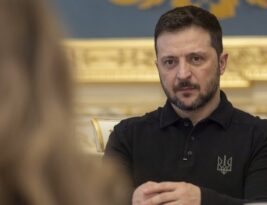 Iš Zelenskio – įspėjimas Kremliaus pareigūnams: susiraskite artimiausias bombų slėptuves
