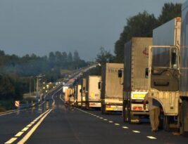 Dėl Baltarusijoje užstrigusių vilkikų vežėjai sumokėjo apie 5 mln. eurų Minsko biudžetui