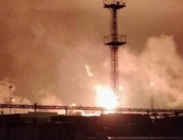 Virš svarbios Rusijos gamyklos – sprogimai ir gaisras: Ukraina surengė masinę ataką