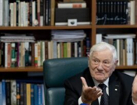 99-ąjį gimtadienį švenčiantis Valdas Adamkus davė pažadą Lietuvos žmonėms